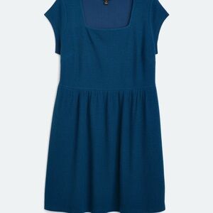 41 Hawthorn Navy Top
